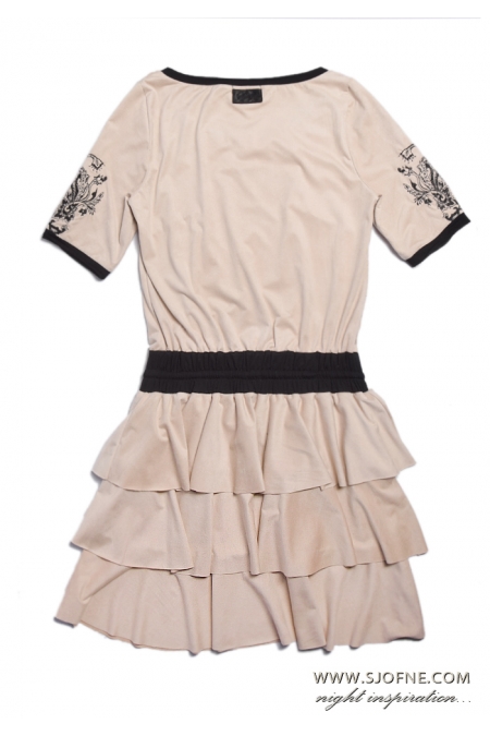 Beżowa zamszowa sukienka z falbanami Beige chamois dress with flounce Бежевое платье из замши с флагом sjofne