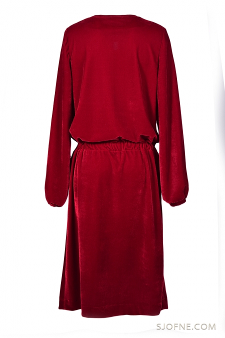 sukienka z weluru w kolorze czerwonym  red velvet dress sjofne