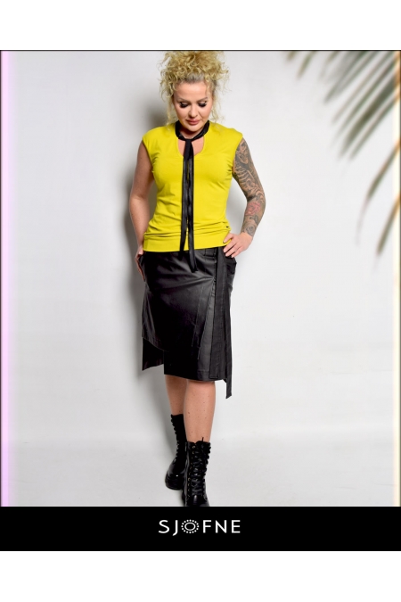 elegancka stylizacja do pracy bluzka ze spódnicą od polskiego projektanta Sjofne