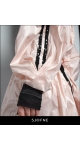 Płaszcz na wiosnę damski i lato z lekkiego ortalionu różowy od projektanta mody Sjofne