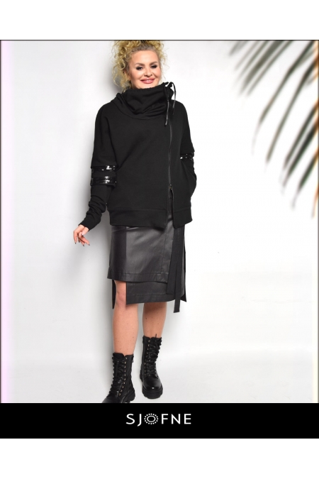 Stylizacja do pracy z czarną spódnicą od projektanta mody Sjofne