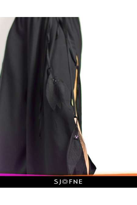 Czarne spodnie damskie ręcznie zdobione | Sjofne | Polska marka - oryginalne i niepowtarzalne ubrania