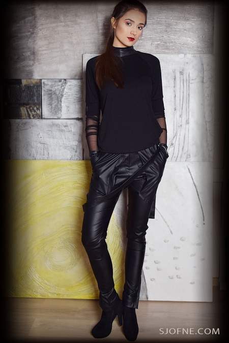 Damskie czarne spodnie z wysoką talią z tkaniny imitującej skórę  black pants trousers черные брюки sjofne