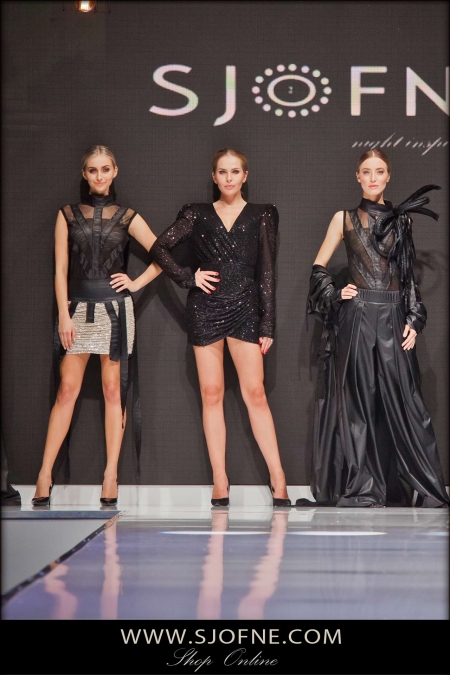oryginalna sukienka imprezowa czarne cekiny Sjofne sukienki od polskiego projektanta mody Sylwia Maria Macioła