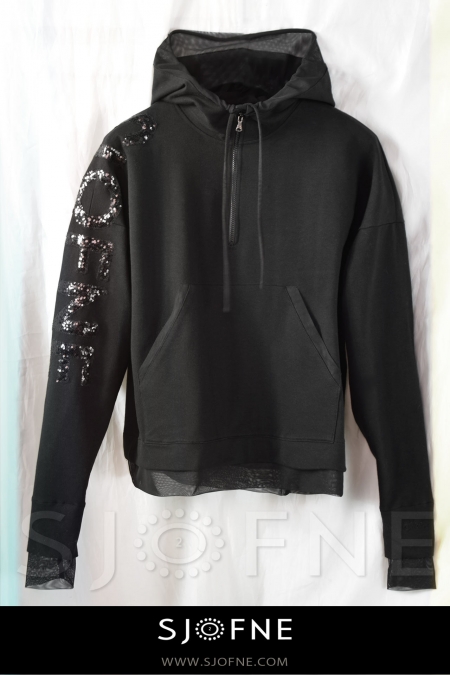 Czarna bluza streetwear z kapturem damska bawelniana black hoodie Sjofne