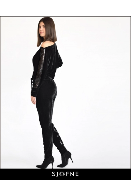 Elegancki komplet dresowy bluzka i spodnie z czarnego weluru z cekinami Sjofne Kombinezon długi elegancki